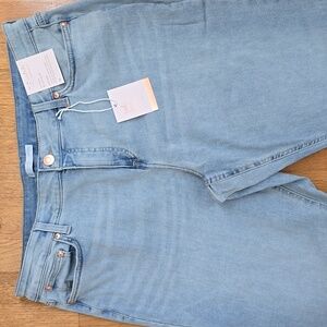 LC LAUREN CONRAD WOMEN'S PLUS SIZE BLUE JEANS SIZE 18